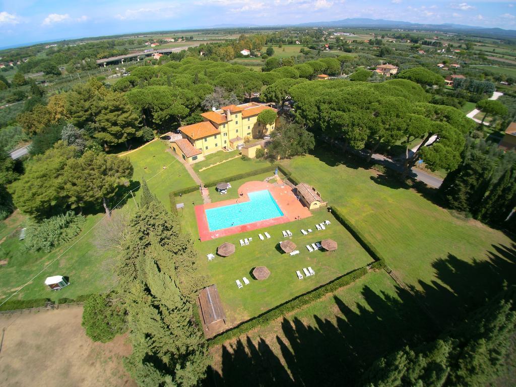 Hotel Bambolo Castagneto Carducci Exterior photo